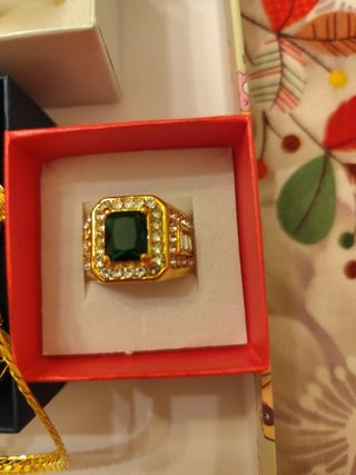 Lote de 3 collares y 4 anillos 