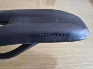 Sillín bicicleta SWorks Romin EVO 155