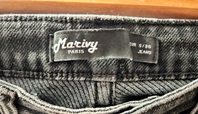 Vaqueros negros rotos skinny