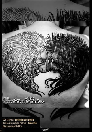 Tatuador de Estudio Profesional – EVO en Málaga