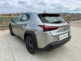 Lexus UX 300H 2025
