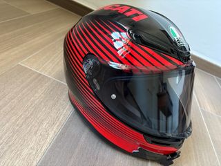 Casco AGV K6