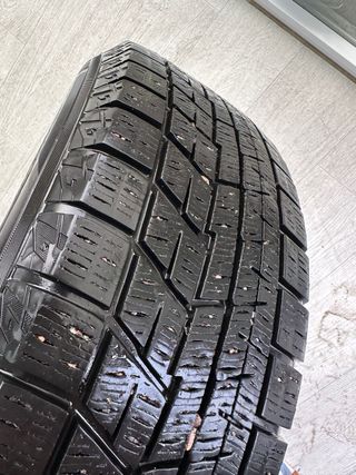 4Llantas con neaticos M+S 215/65/R16 ¡Como nuevas!