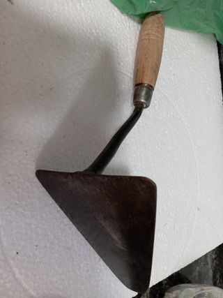 Paleta albañil muy poco usada 


   
 