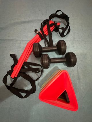 Kit entrenamiento: mancuernas y conos
