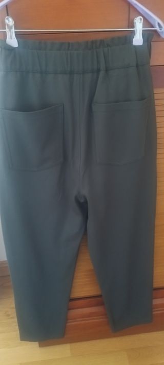 Pantalón Zara verde oliva mujer