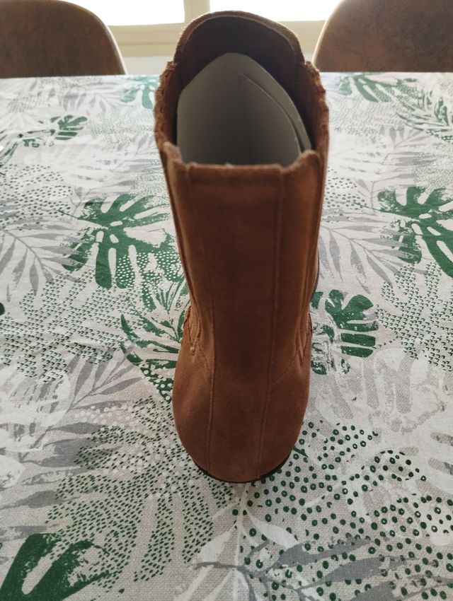 Botines Celine Marrón