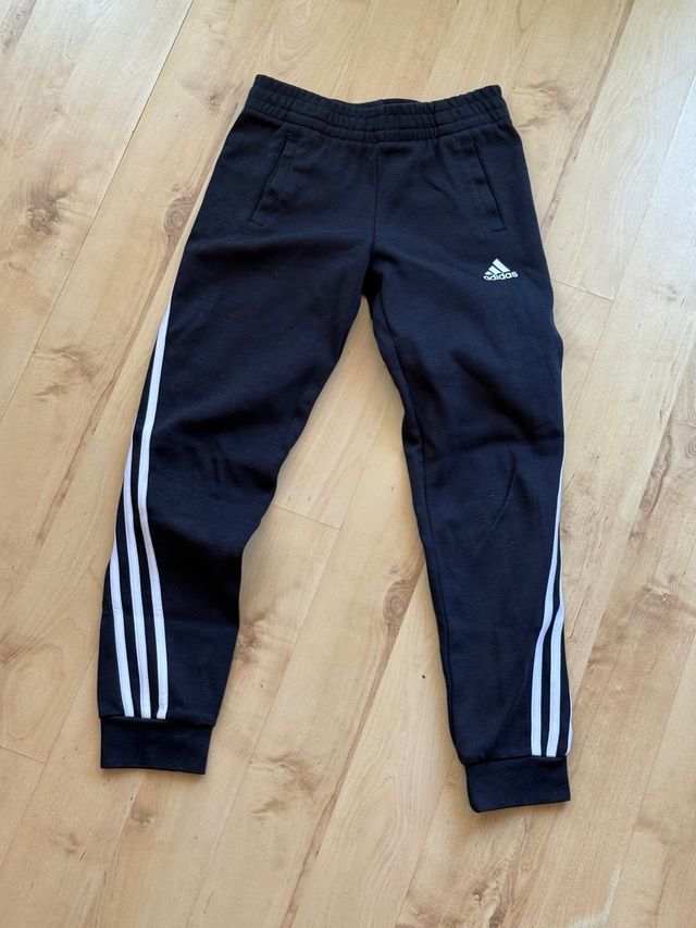 Pantalones Adidas niño 9-10 años
