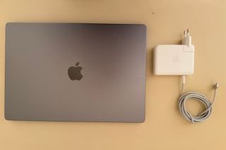 MacBook Pro 16" M1 Pro 32GB/1TB Potente + Scatola