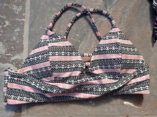 Bañadores rayas y lisos