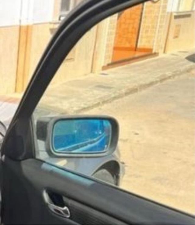 Moldura marcos puertas BMW E46 no negociable!!!!