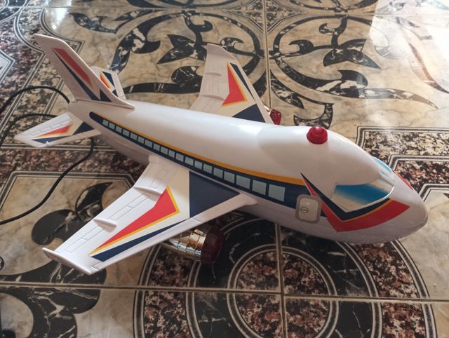 Avión Juguete - Con Luces