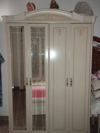 Dormitorio completo beige con cama 1.50m