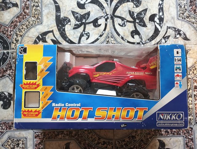Coche teledirigido Nikko Hot Shot