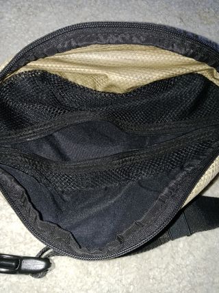 Riñonera Nike Beige