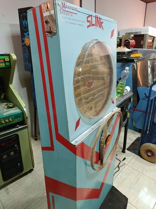 Máquina recreativa antigua Slink