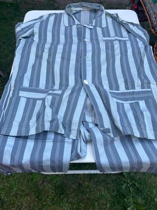 Pigiama da uomo a righe grigie blu