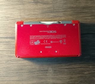 Nintendo 3DS roja -Cargador