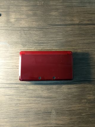 Nintendo 3DS roja -Cargador