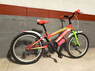 Bici niña 22".
