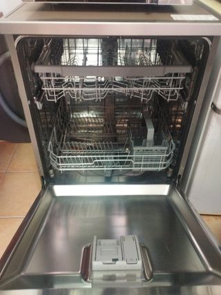 Microondas Teka y Lavavajillas LG