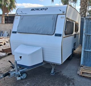 Caravana Moncayo Costa Azul 330-L