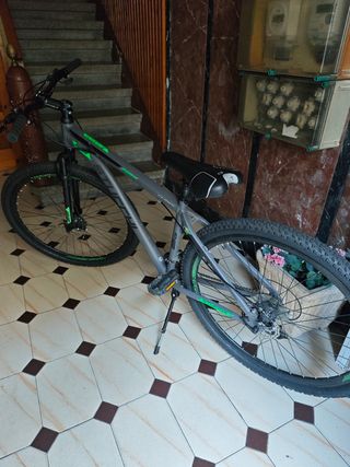 VENDO BICICLETA STUCCHI
