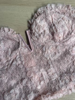 Top corto rosa - encaje