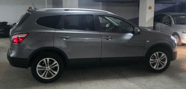 Nissan Qashqai+2 2012