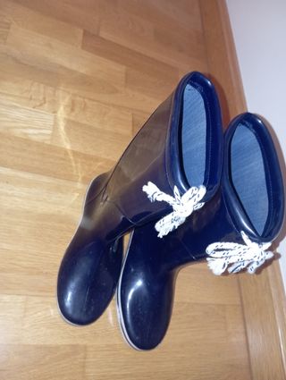 Botas lluvia azul marino. talla 36-37. e