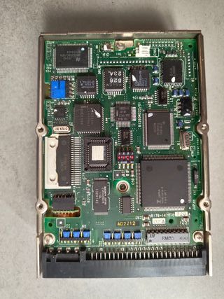 HD Disco Duro FUJITSU M2614ESA SCSI 50 Pines