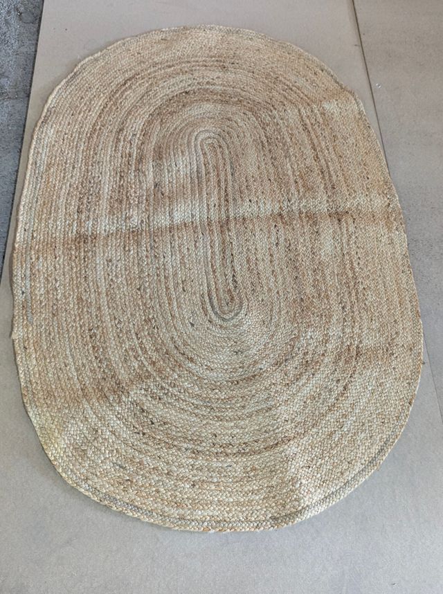 1.8 Tappeto rotondo in juta Rigo tessuto a mano