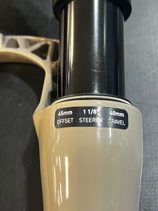 Horquilla Gravel RockShox Rudy XPLR 12x100 400mm