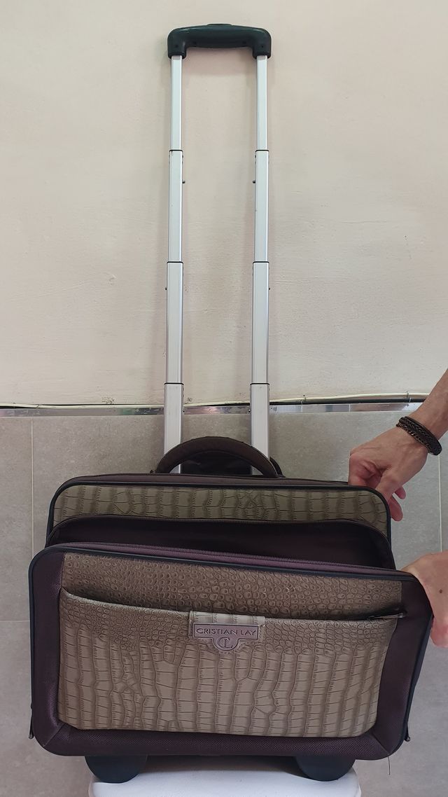 Maleta cabina marrón trolley