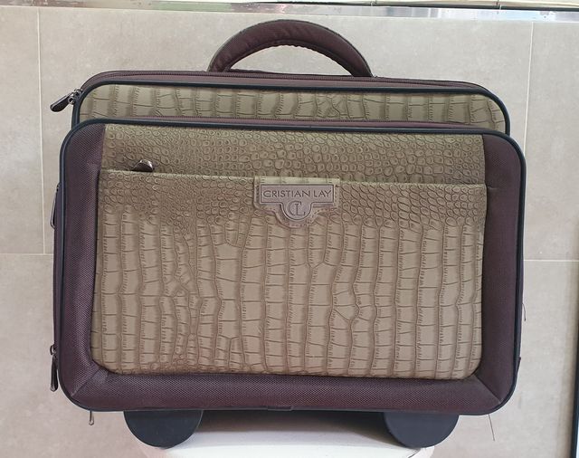 Maleta cabina marrón trolley