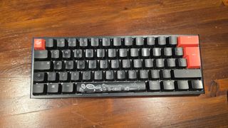 Teclado mecánico Ducky One con switches cierre mx 