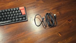 Teclado mecánico Ducky One con switches cierre mx 