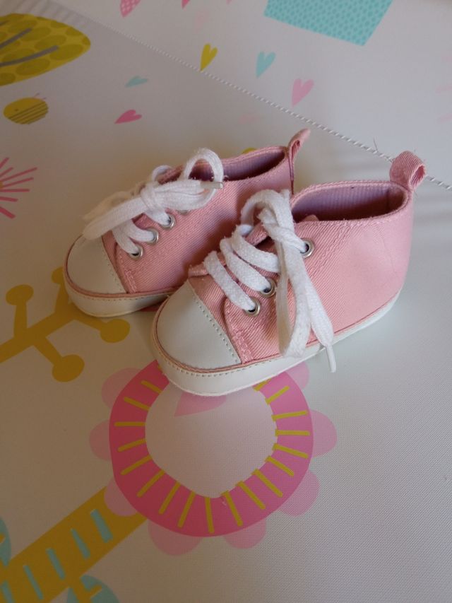 Zapatos bebé niña tipo Converse