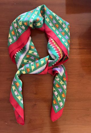 Pañuelo seda estampado
