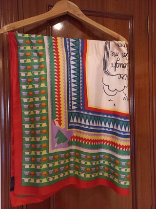 Pañuelo seda estampado