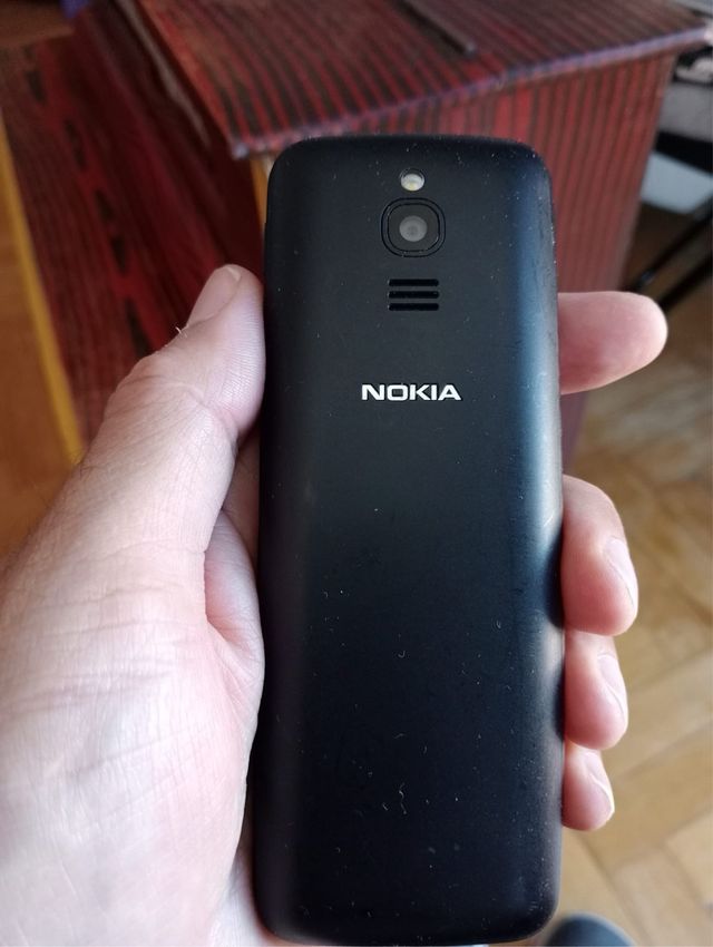 Nokia 8110 - Teléfono móvil negro