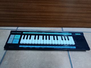 Yamaha PortaSound PSS-20: teclado vintage