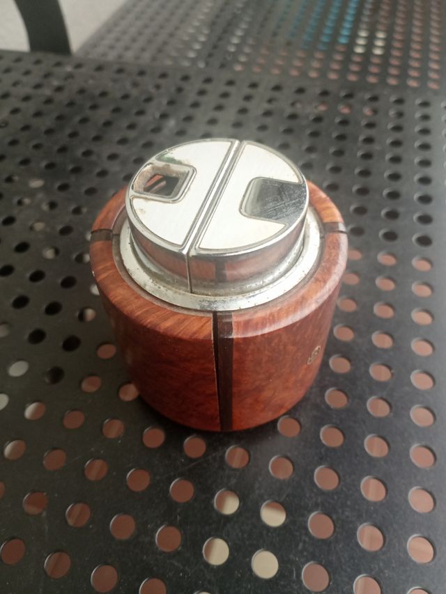 Accendino da tavolo vintage in legno