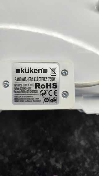 Sanduicheira elétrica Kuken - 750W