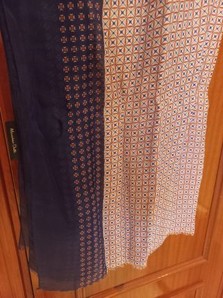 Pañuelo foulard beige y azul