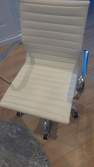 Silla oficina blanca piel sint.  