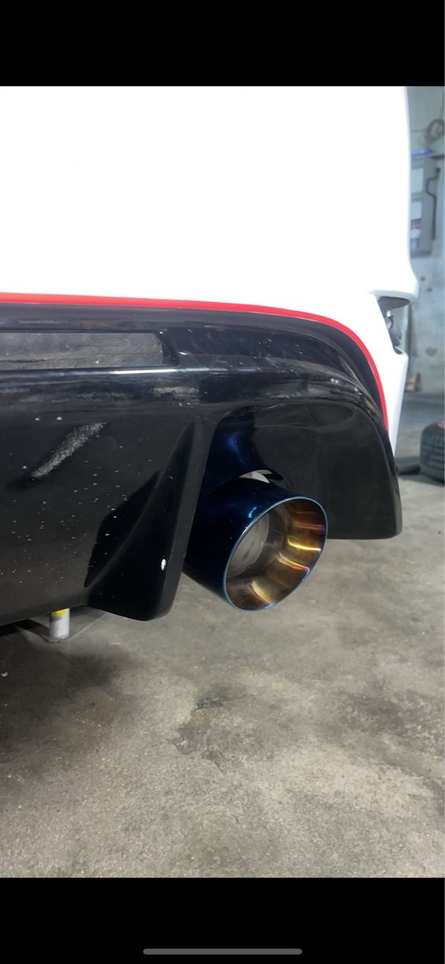 Colas de Escape 63mm Anodizadas “titanio”