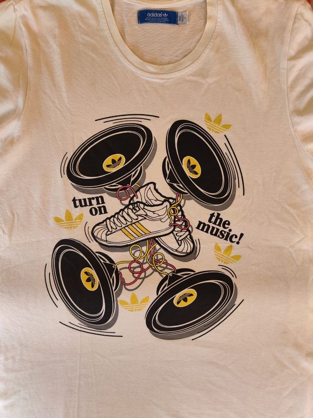 Camiseta Adidas Originals beige talla S