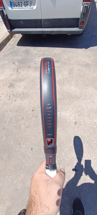 Pala pádel Agustín Tapia Genius 18k