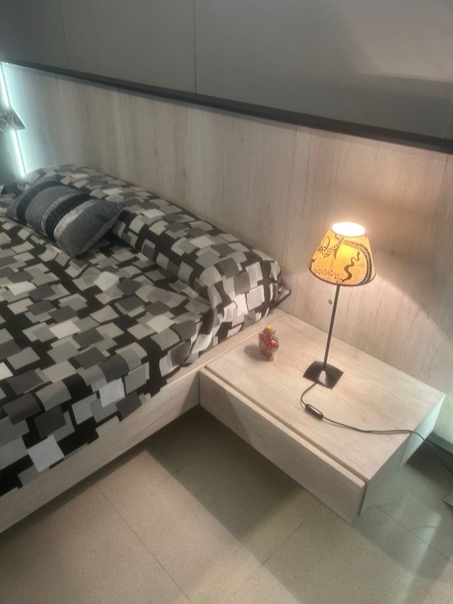 Dormitorio matrimonio - Cama madera